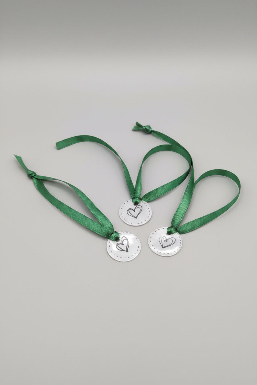 Un pedacito de ti · Pulseras/llavero para el primer día de cole